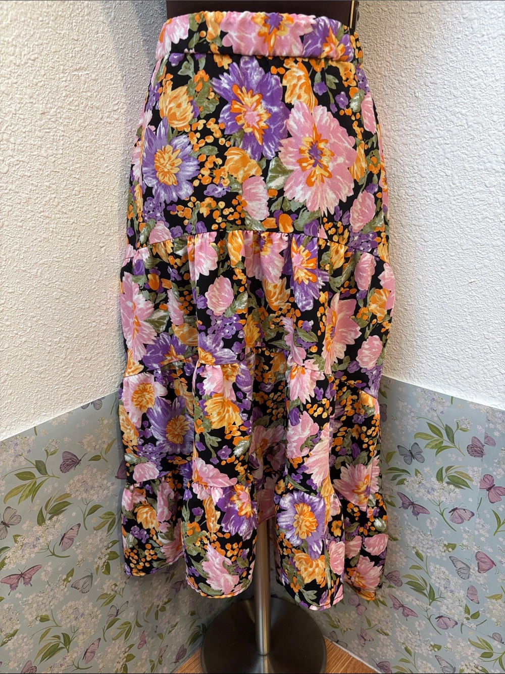 Simplefun vibrant pink purple & orange floral tiered high-low skirt. Size L.